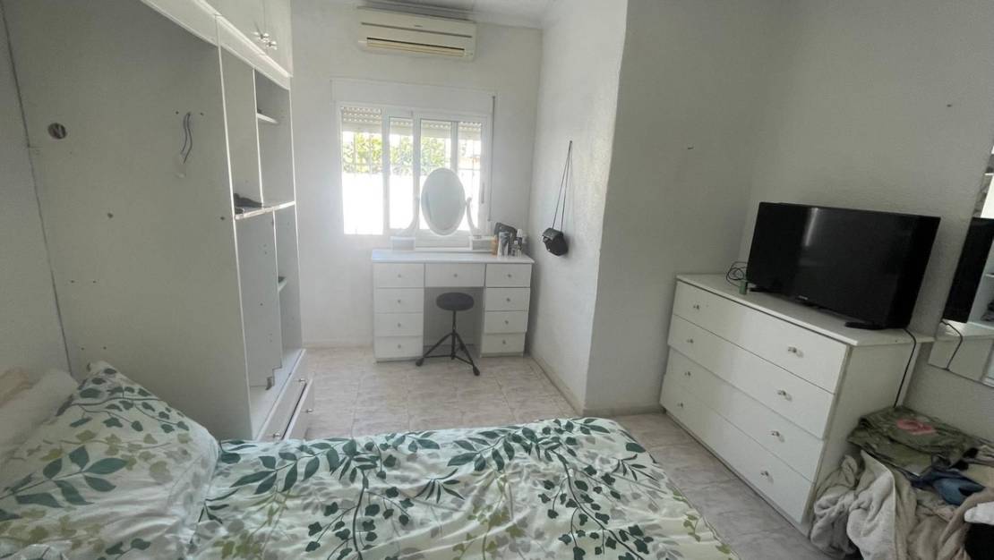 Sale - Villa - Torrevieja - Torrevieja Centro