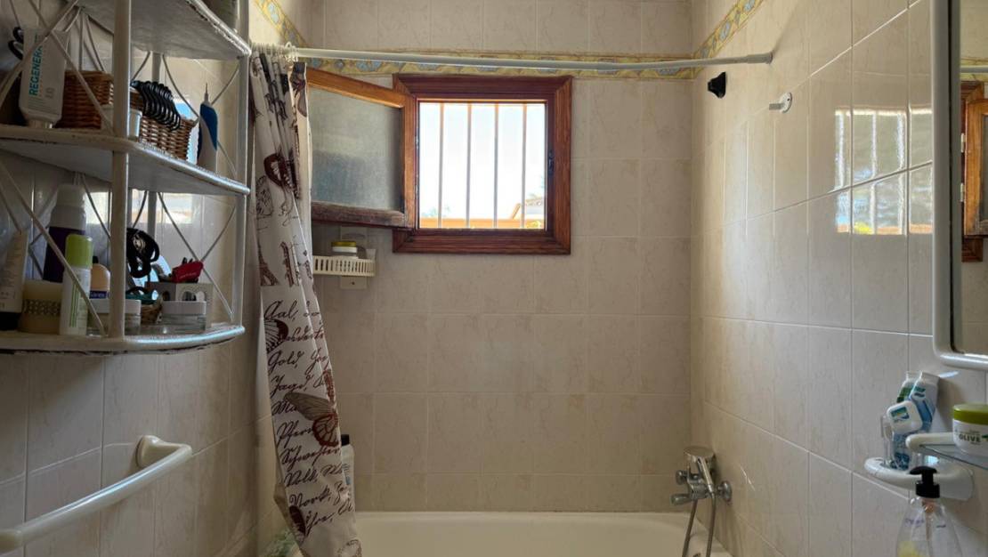 Sale - Villa - Torrevieja - Torrevieja Centro