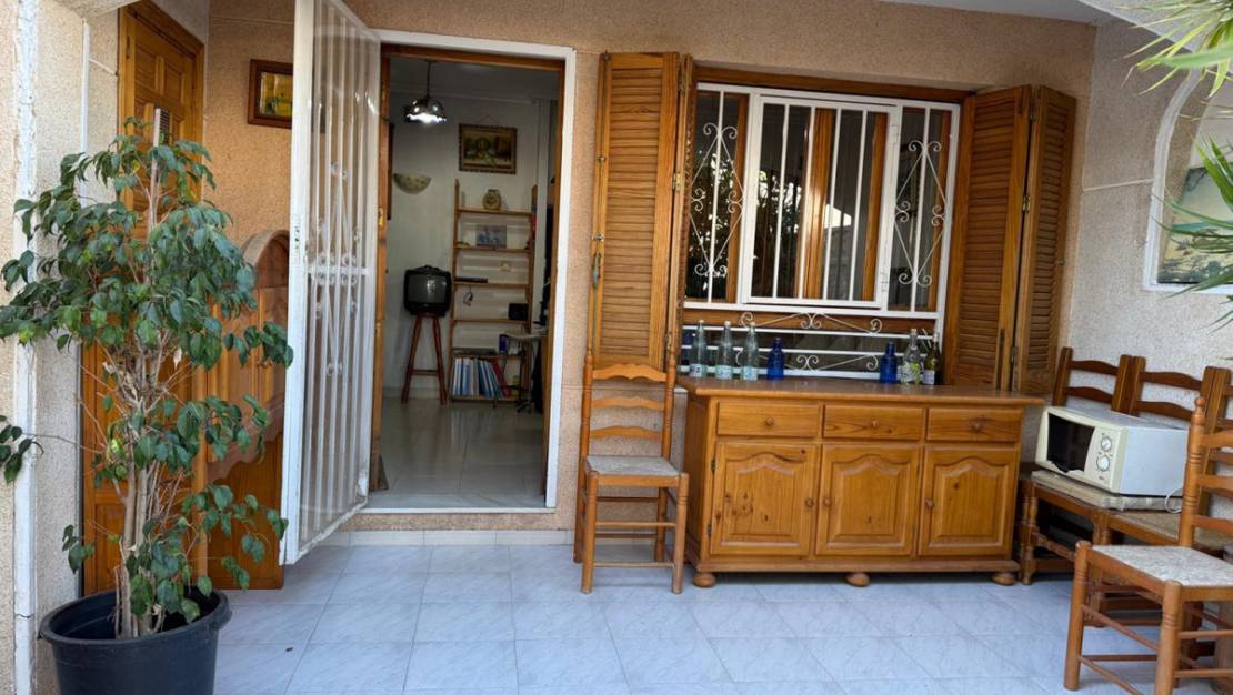 Sale - Villa - Torrevieja - Torrevieja Centro
