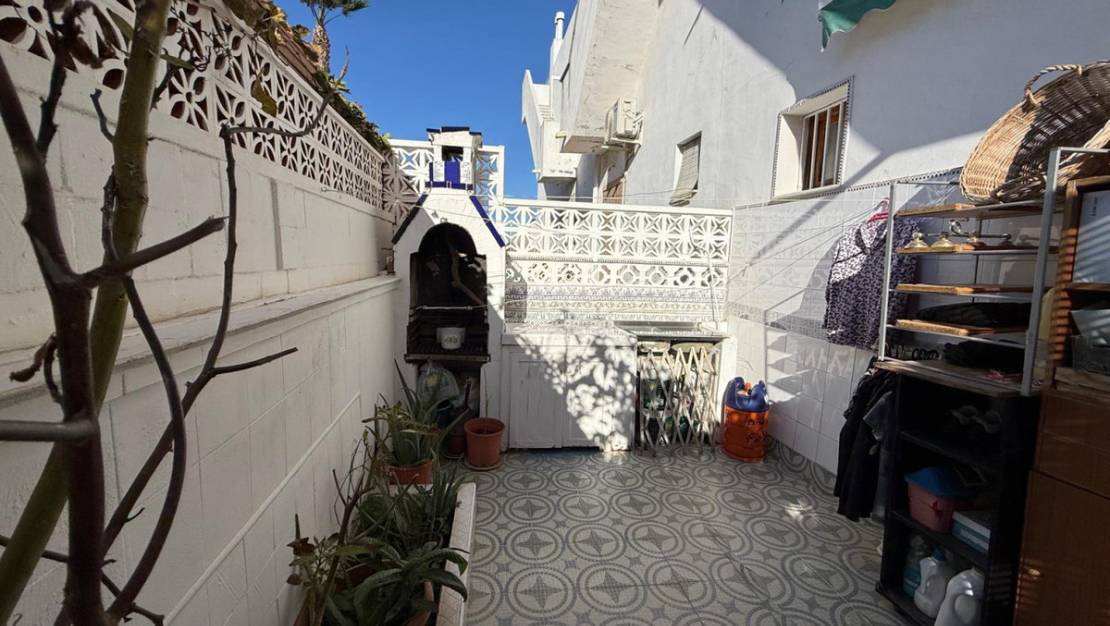 Sale - Villa - Torrevieja - Torrevieja Centro