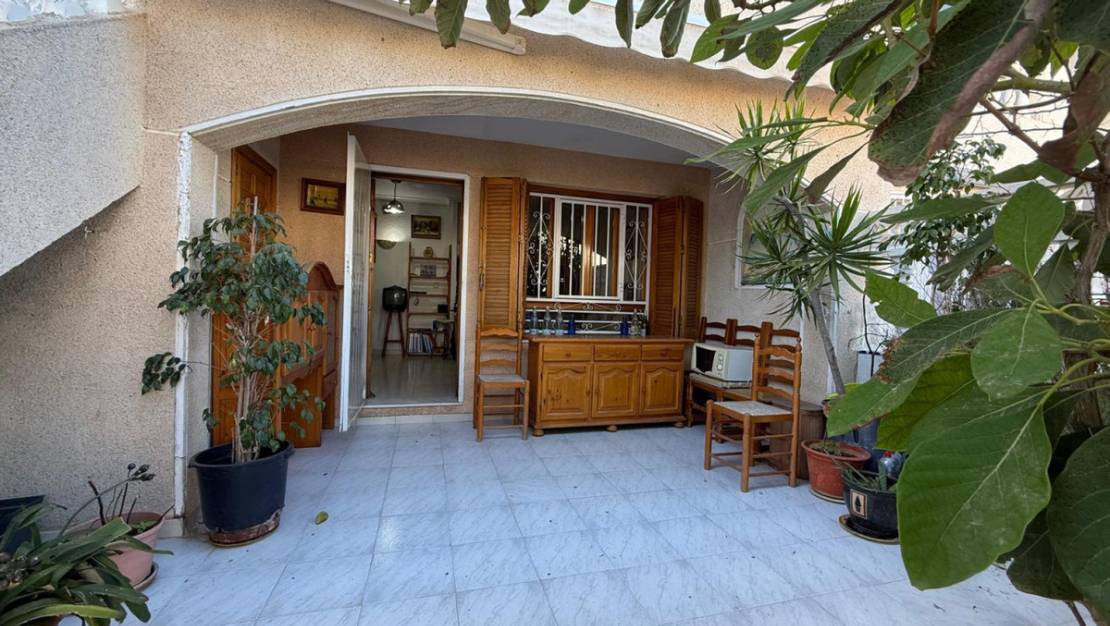 Sale - Villa - Torrevieja - Torrevieja Centro