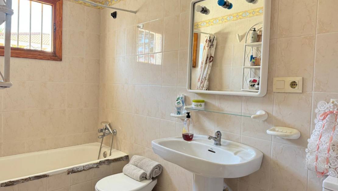 Sale - Villa - Torrevieja - Torrevieja Centro