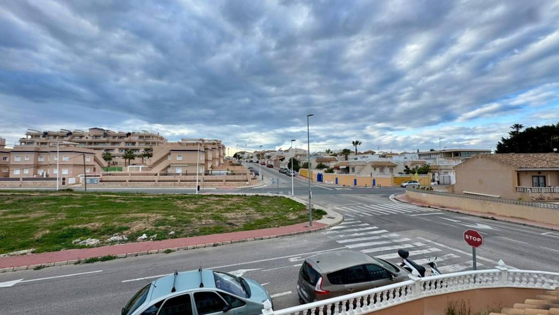 Sale - Villa - Torrevieja - Torrevieja Centro