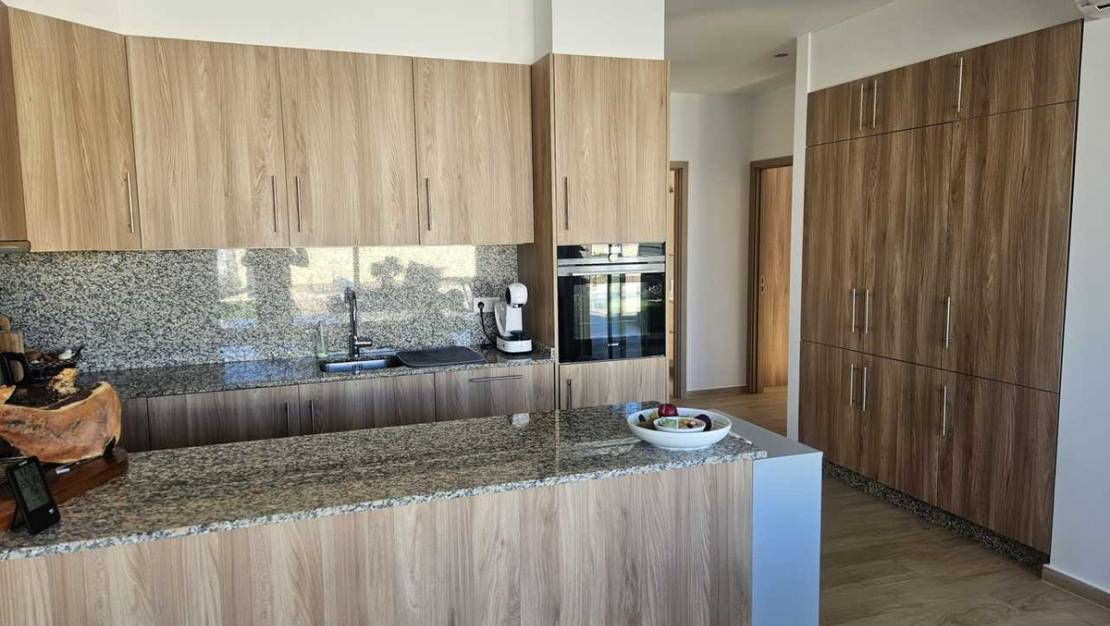 Sale - Villa - Torrevieja - Torrevieja Centro