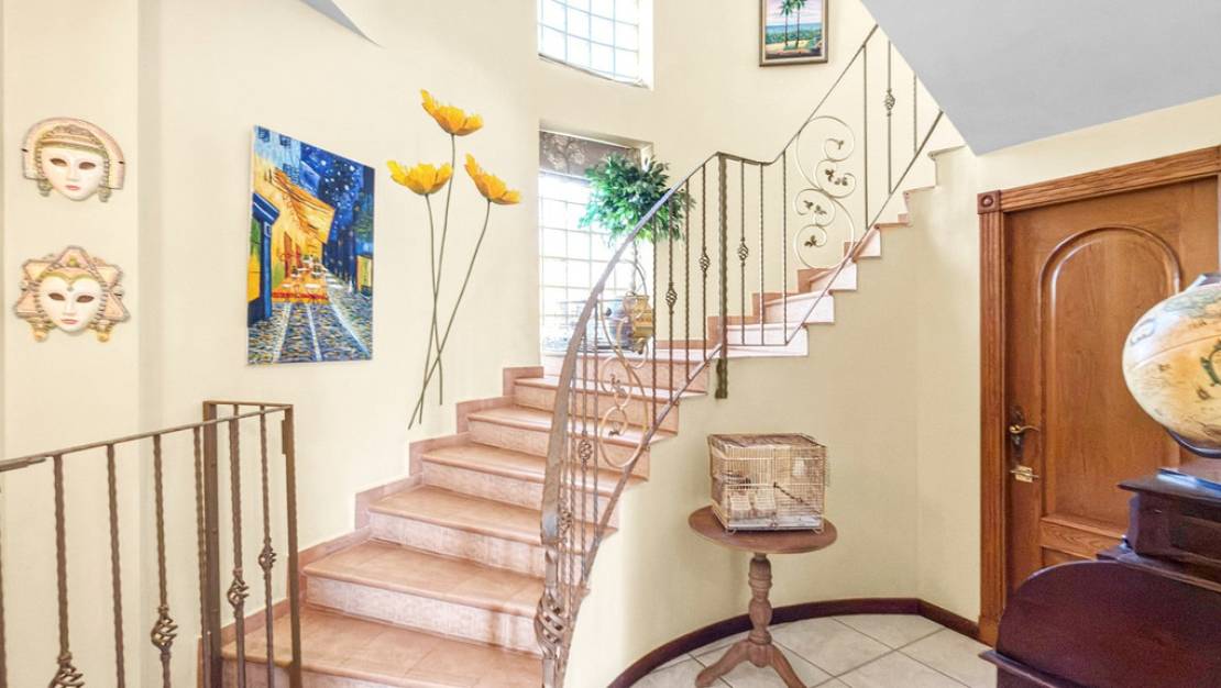 Sale - Villa - Torrevieja - Torrevieja Centro