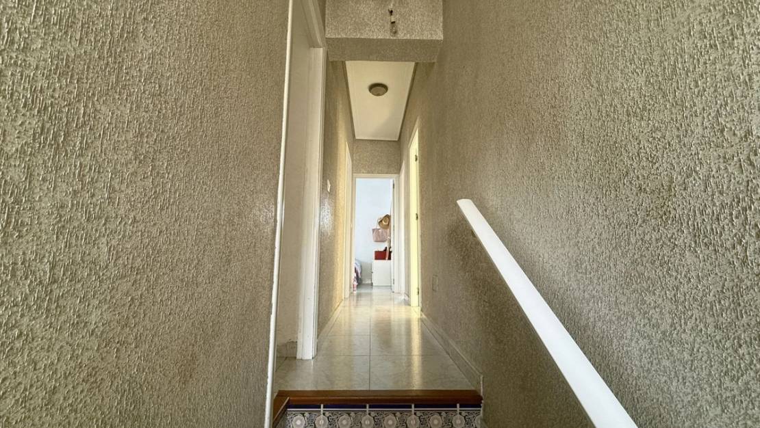 Sale - Villa - Torrevieja - Torrevieja Centro