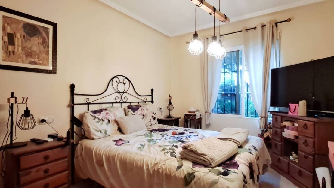 Sale - Villa - Torrevieja - Torrevieja Centro