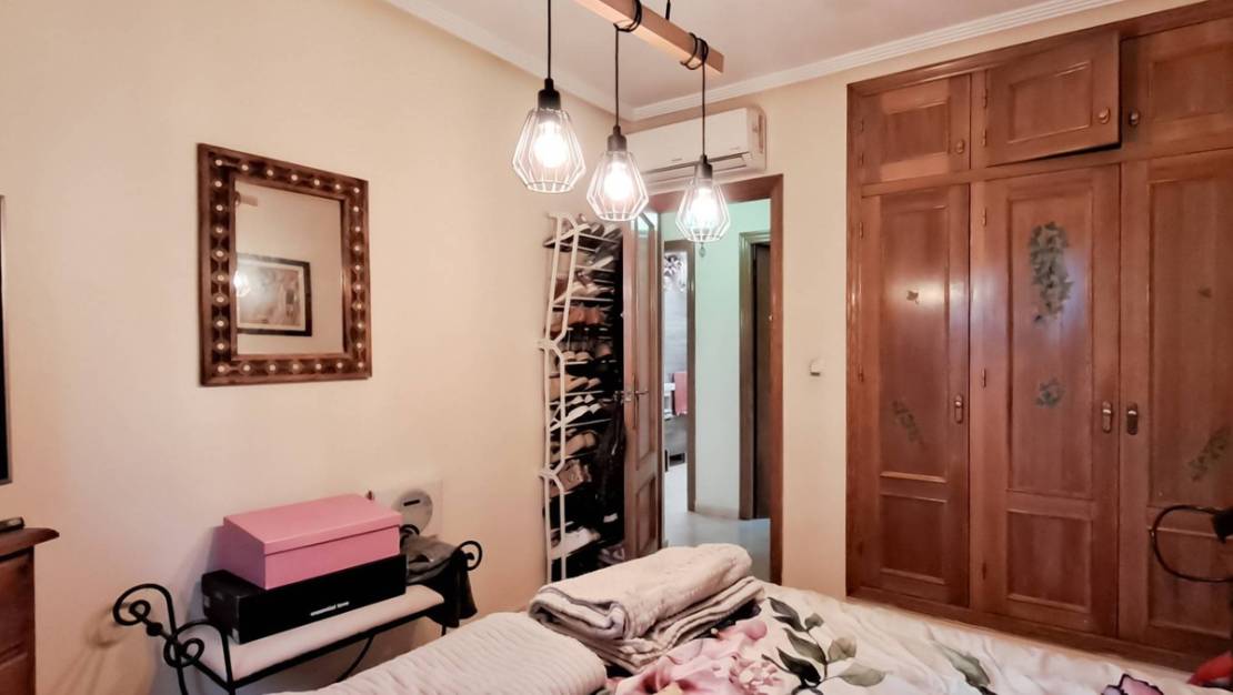 Sale - Villa - Torrevieja - Torrevieja Centro