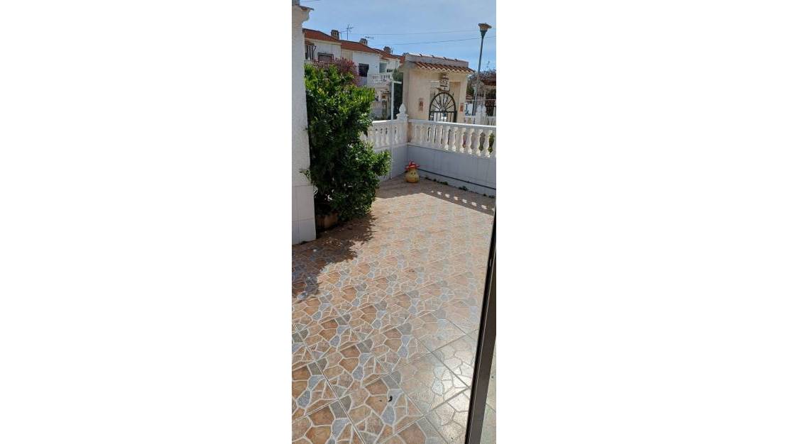 Sale - Villa - Torrevieja - Torrevieja Centro