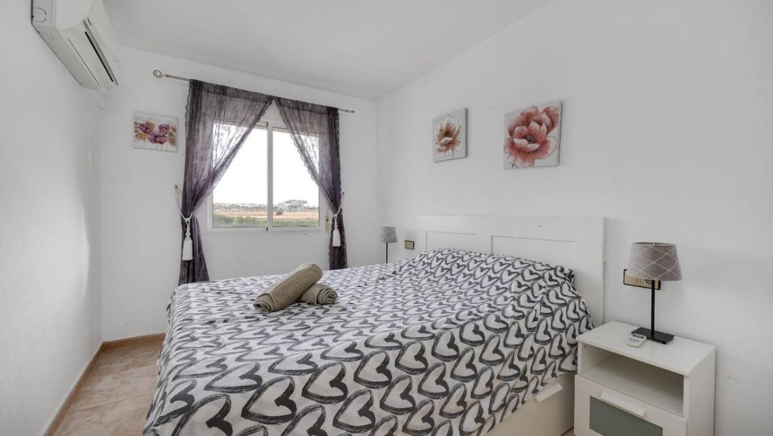 Sale - Villa - Torrevieja - Torrevieja Centro