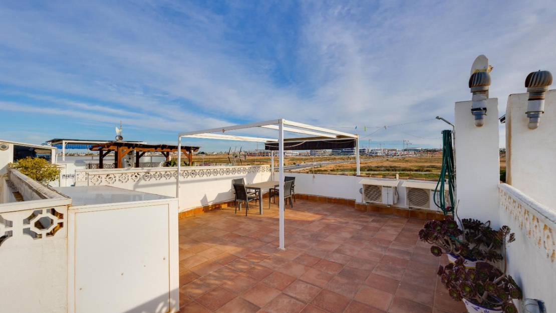 Sale - Villa - Torrevieja - Torrevieja Centro