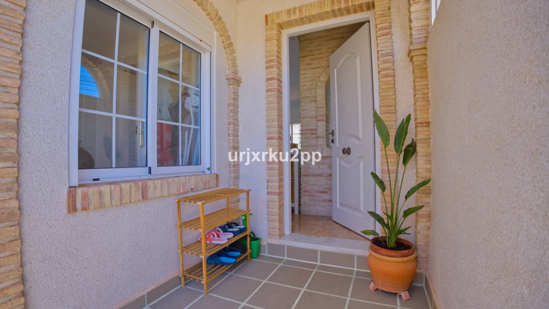 Sale - Villa - Torrevieja - Torrevieja Centro