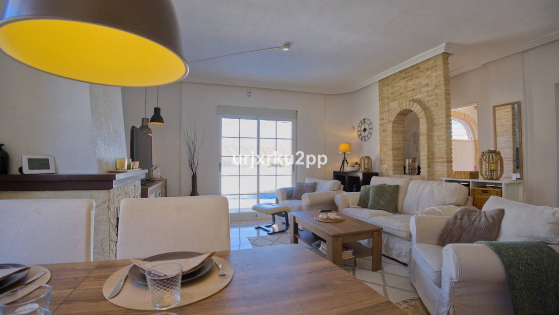 Sale - Villa - Torrevieja - Torrevieja Centro