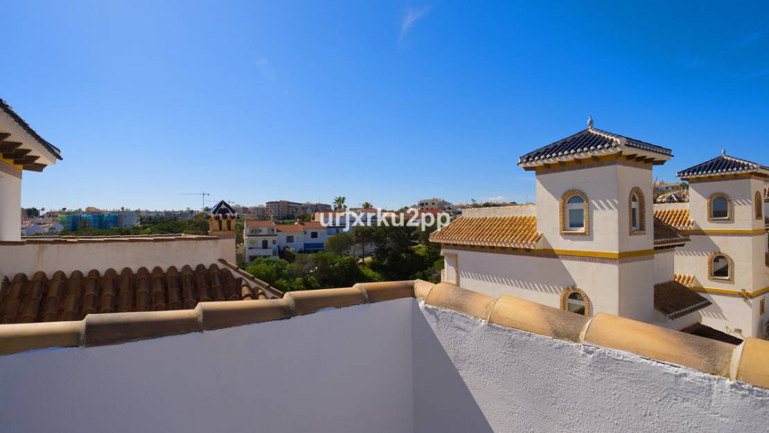 Sale - Villa - Torrevieja - Torrevieja Centro