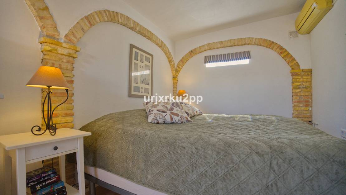 Sale - Villa - Torrevieja - Torrevieja Centro