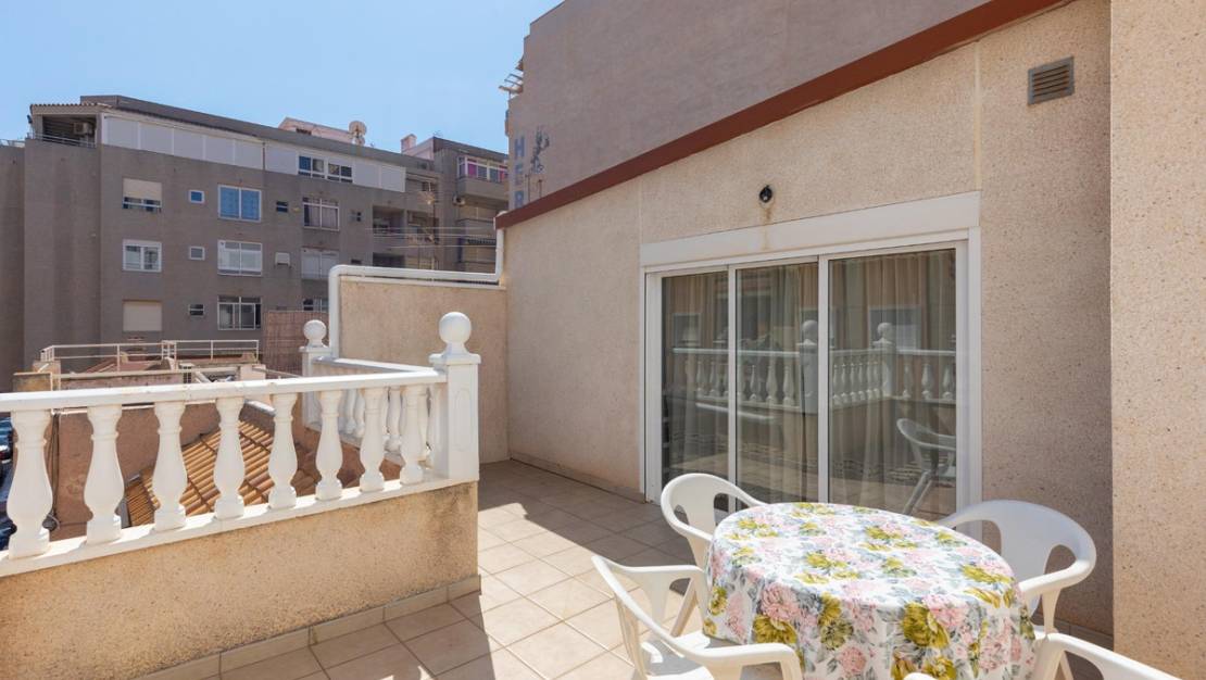Sale - Villa - Torrevieja - Torrevieja Centro
