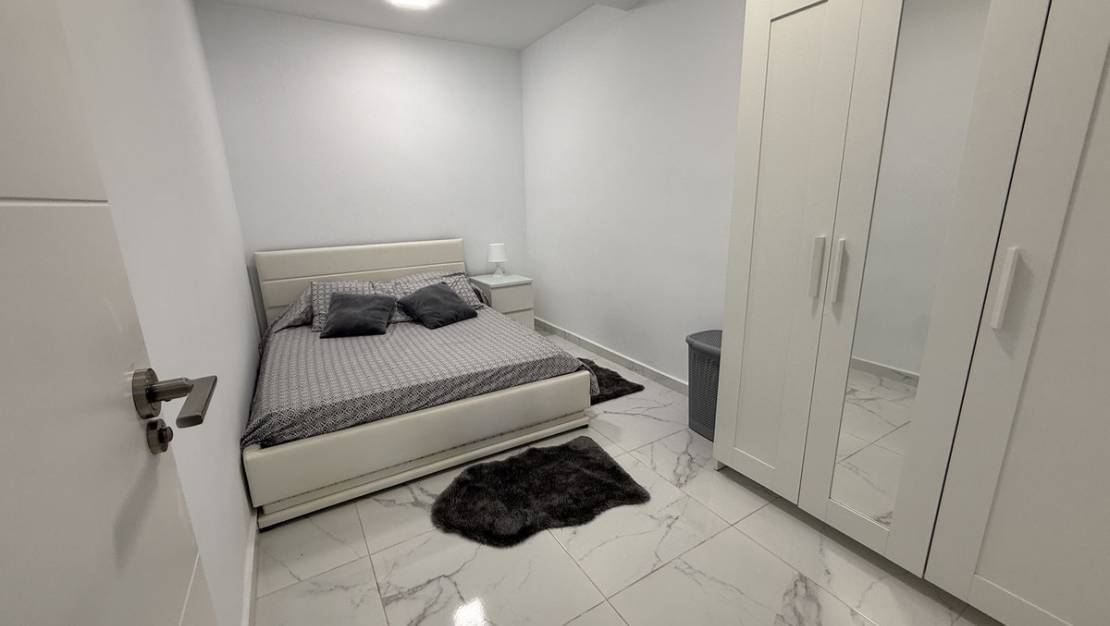 Sale - Villa - Torrevieja - Torrevieja Centro