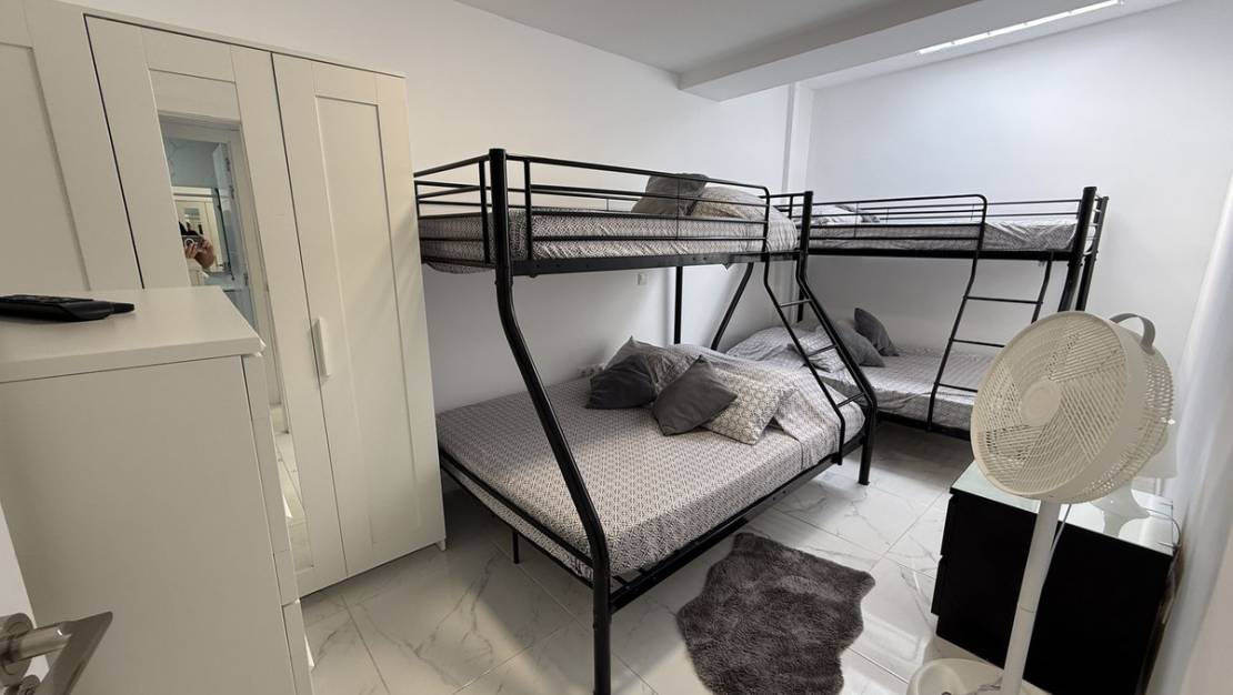 Sale - Villa - Torrevieja - Torrevieja Centro