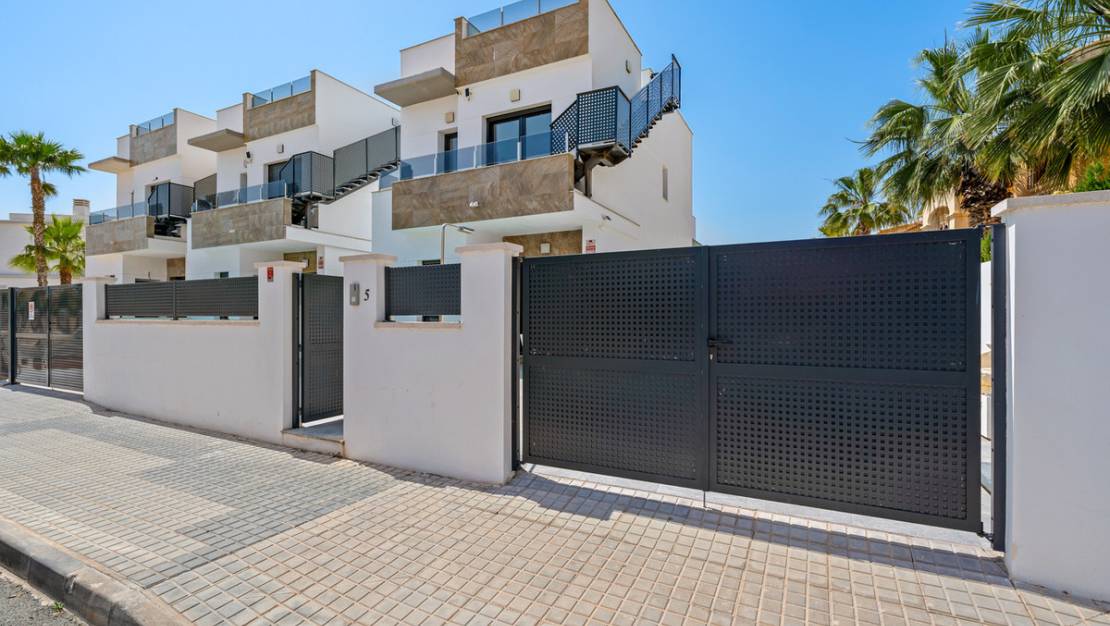 Sale - Villa - Torrevieja - Torrevieja Centro