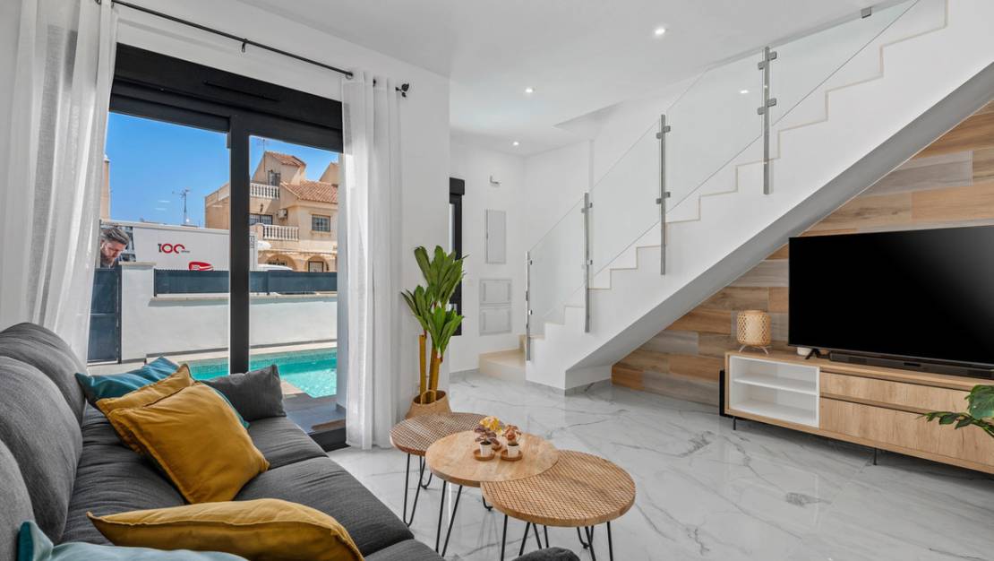 Sale - Villa - Torrevieja - Torrevieja Centro