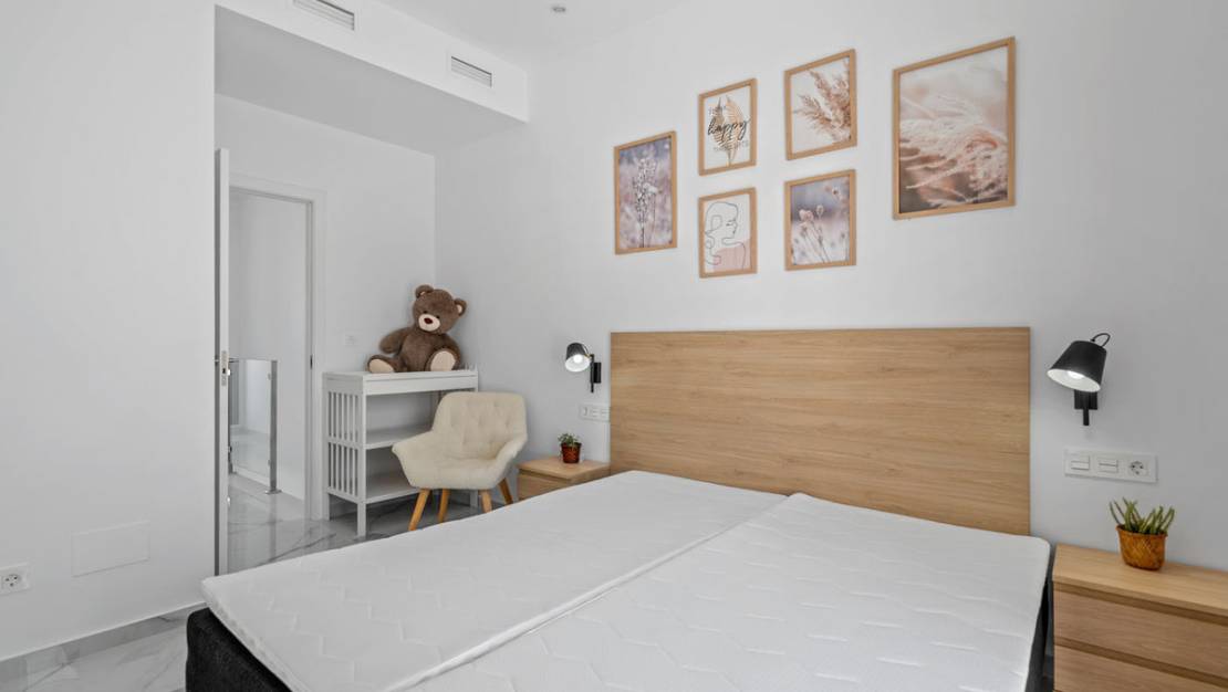 Sale - Villa - Torrevieja - Torrevieja Centro