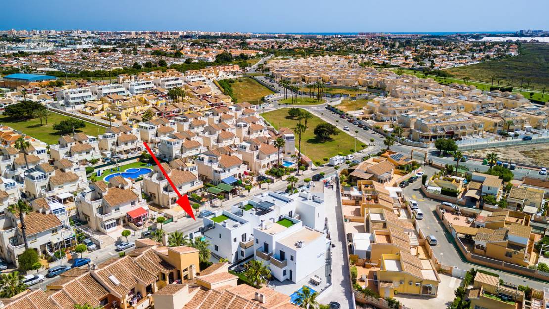 Sale - Villa - Torrevieja - Torrevieja Centro
