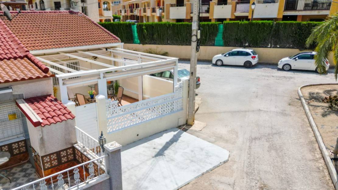 Sale - Villa - Torrevieja - Torrevieja Centro