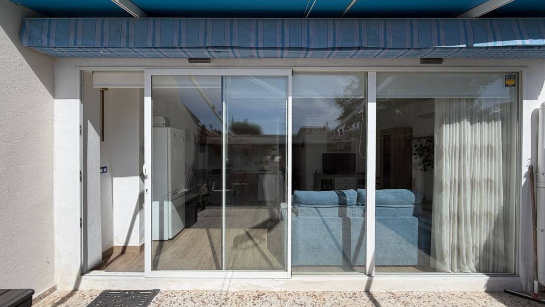 Sale - Villa - Torrevieja - Torrevieja Centro