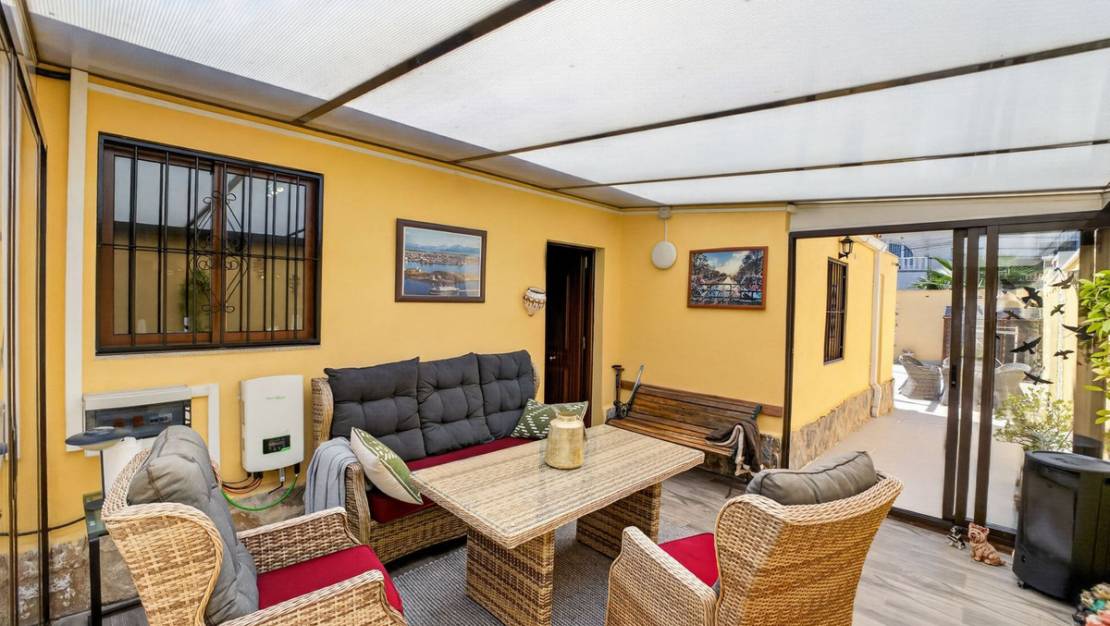 Sale - Villa - Torrevieja - Torrevieja Centro