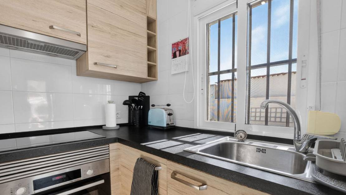 Sale - Villa - Torrevieja - Torrevieja Centro