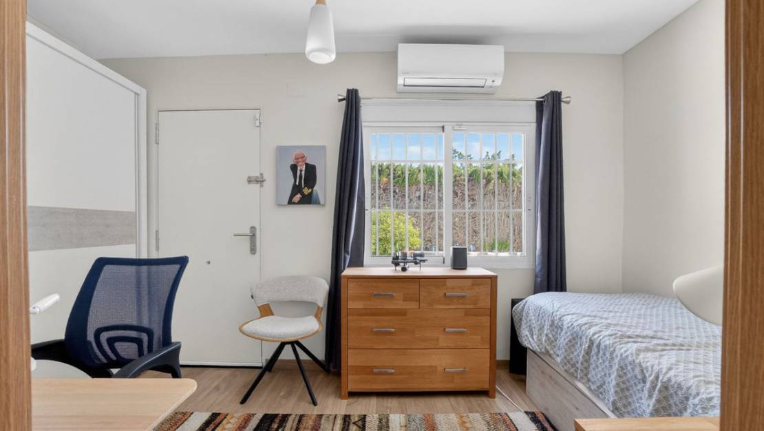 Sale - Villa - Torrevieja - Torrevieja Centro