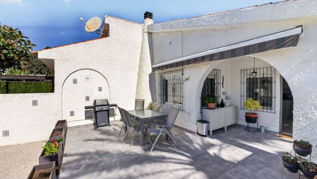 Sale - Villa - Torrevieja - Torrevieja Centro
