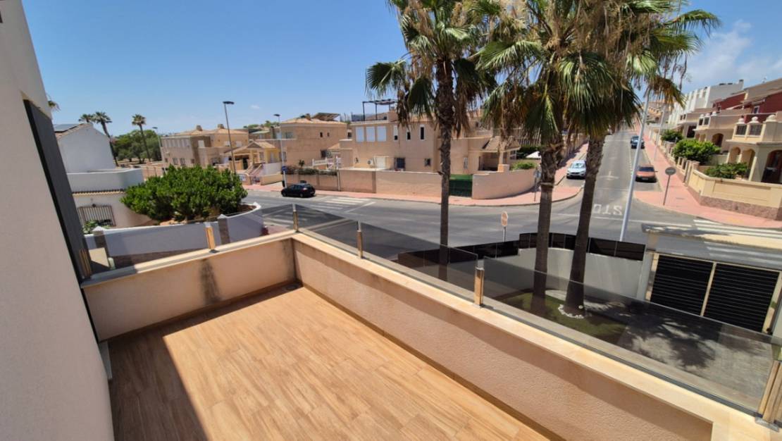 Sale - Villa - Torrevieja - Torrevieja Centro