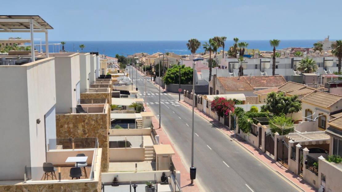 Sale - Villa - Torrevieja - Torrevieja Centro