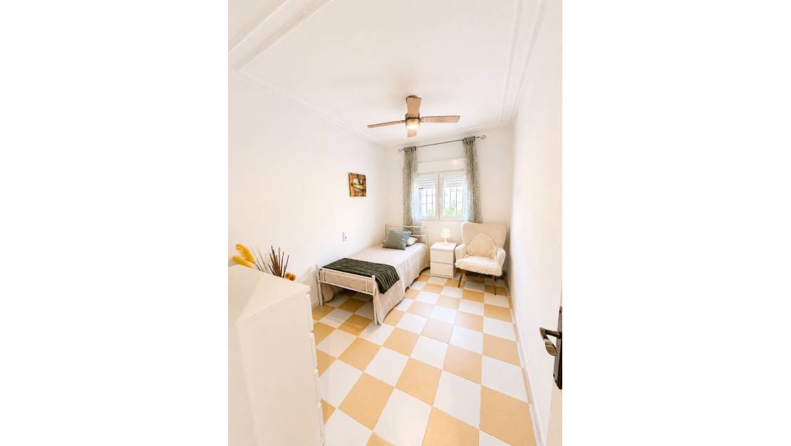 Sale - Villa - Torrevieja - Torrevieja Centro