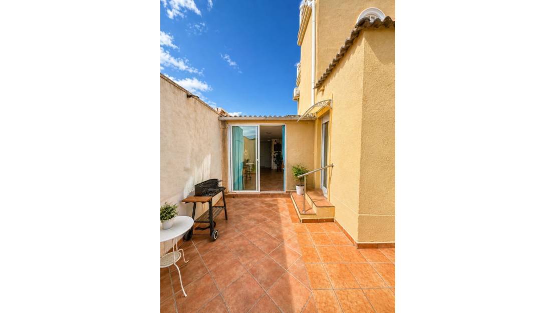 Sale - Villa - Torrevieja - Torrevieja Centro