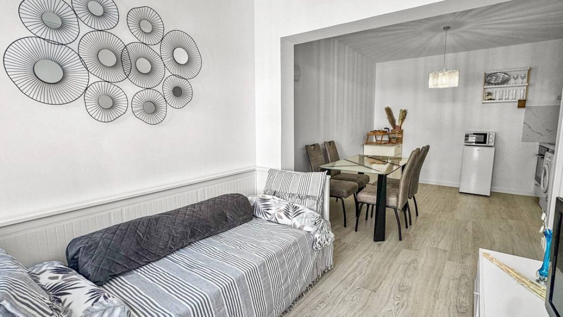 Sale - Villa - Torrevieja - Torrevieja Centro