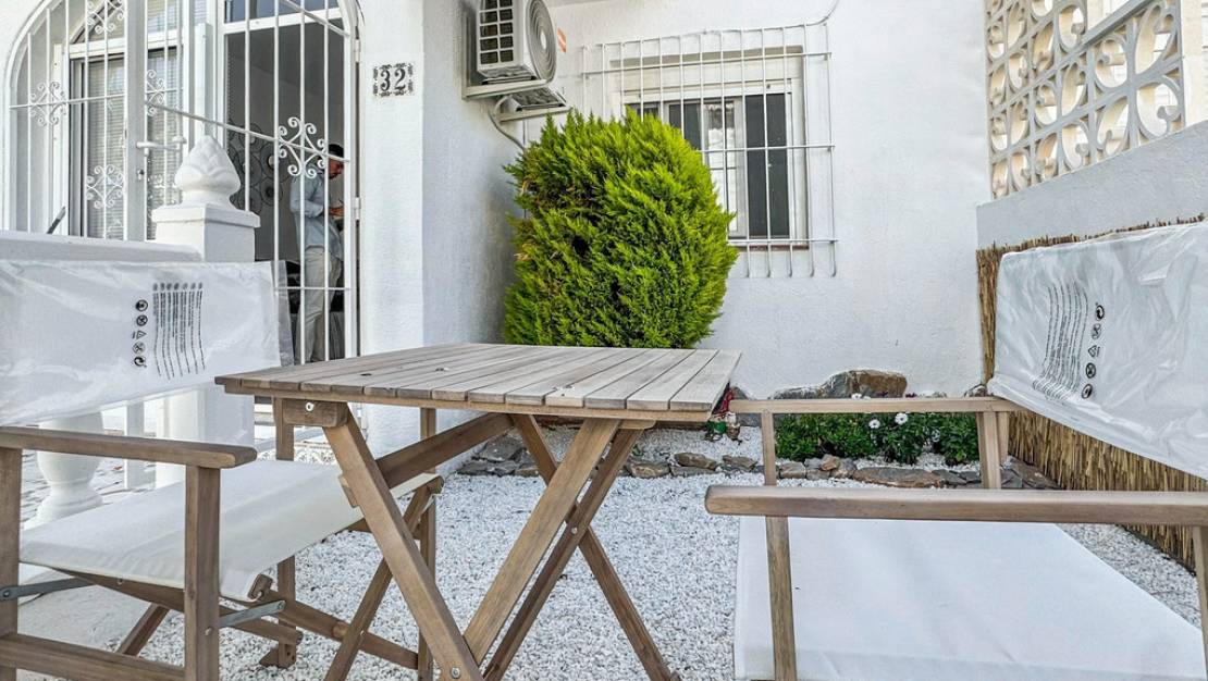 Sale - Villa - Torrevieja - Torrevieja Centro