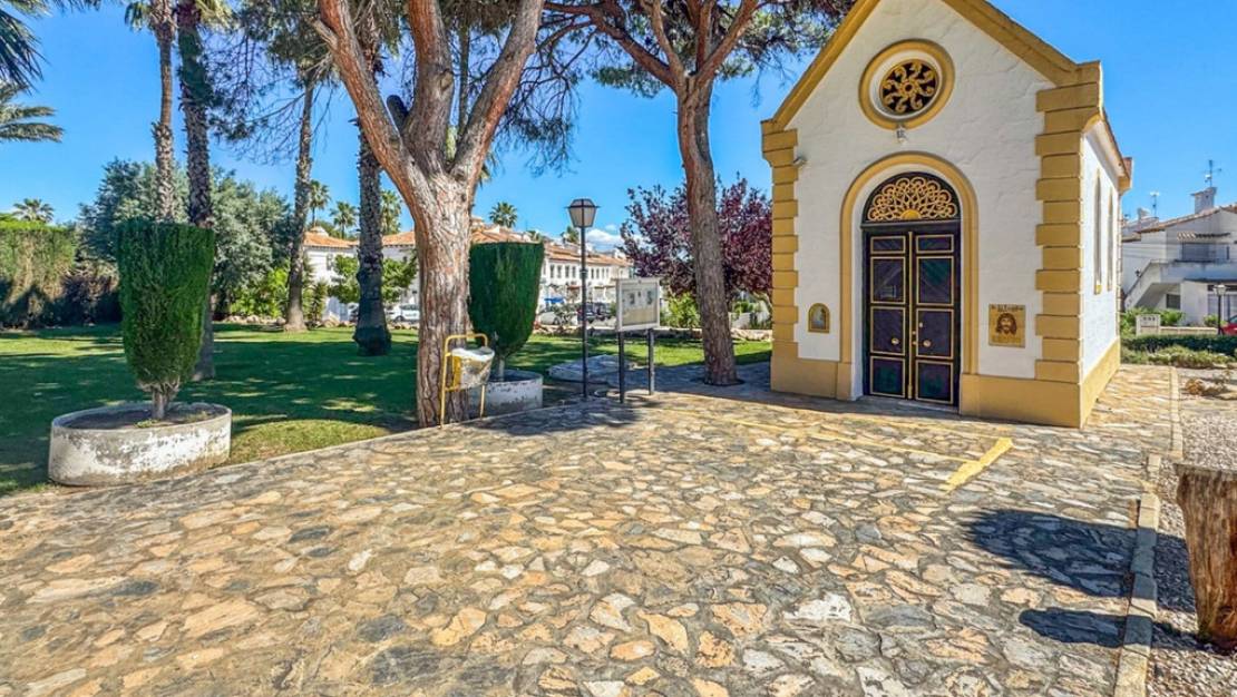 Sale - Villa - Torrevieja - Torrevieja Centro