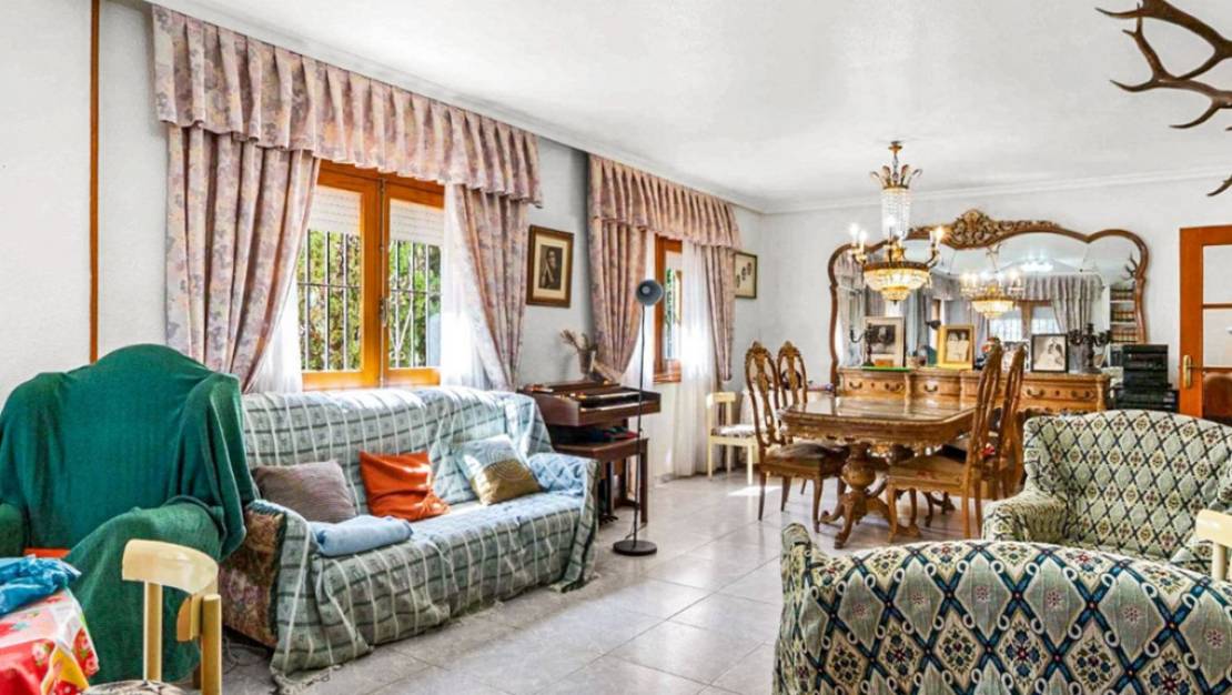 Sale - Villa - Torrevieja - Torrevieja Centro