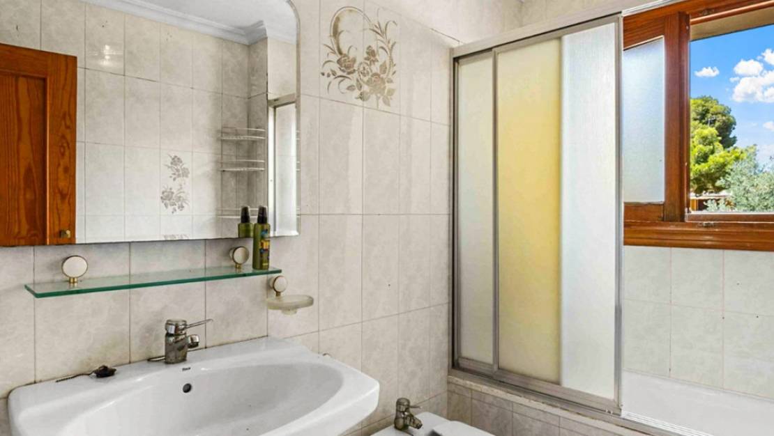 Sale - Villa - Torrevieja - Torrevieja Centro