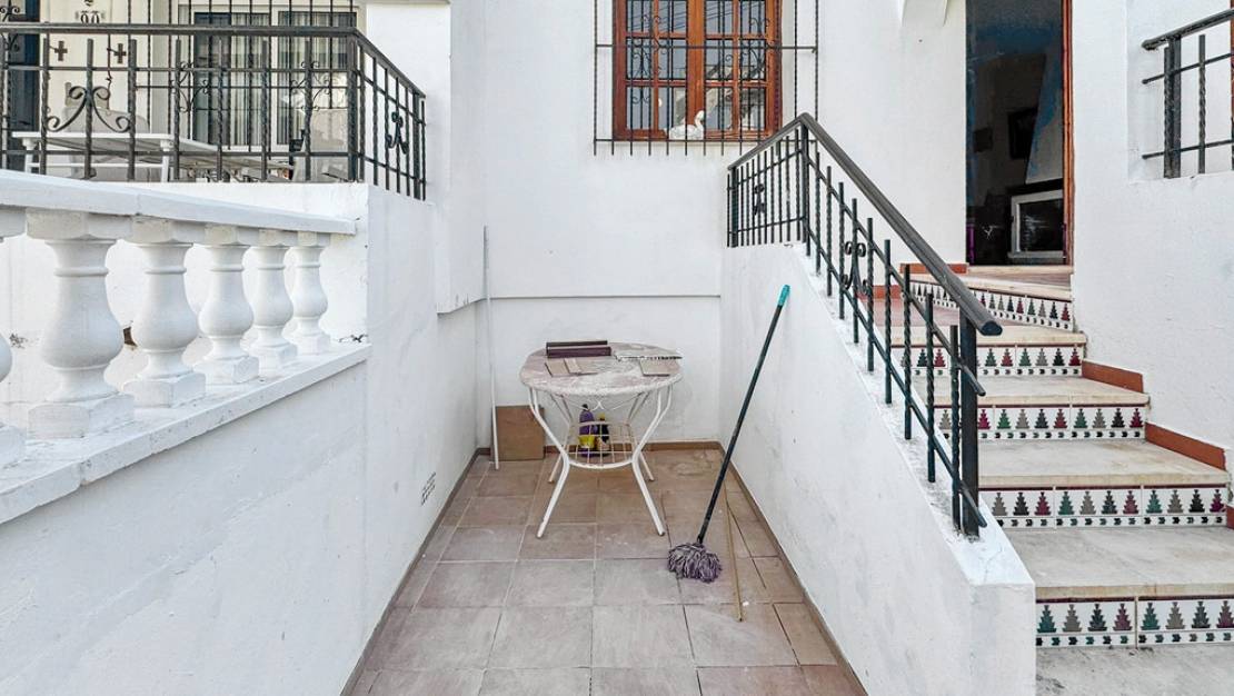 Sale - Villa - Torrevieja - Torrevieja Centro