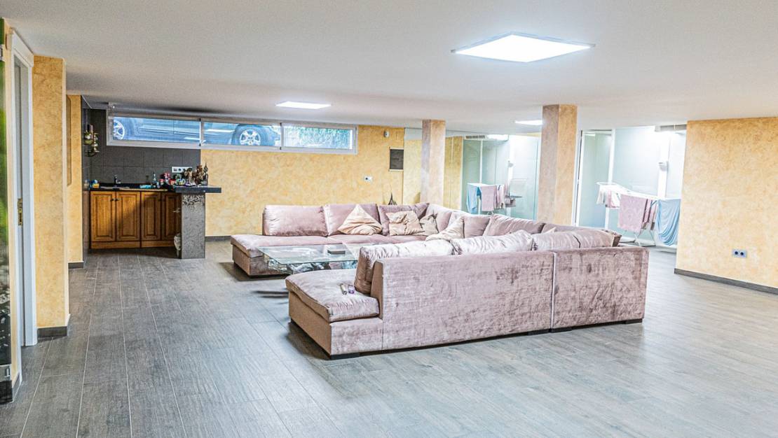 Sale - Villa - Torrevieja - Torrevieja Centro