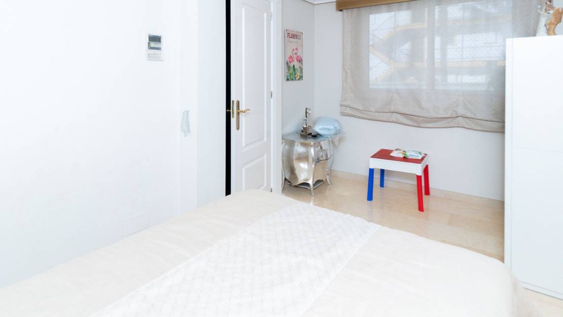 Sale - Villa - Torrevieja - Torrevieja Centro