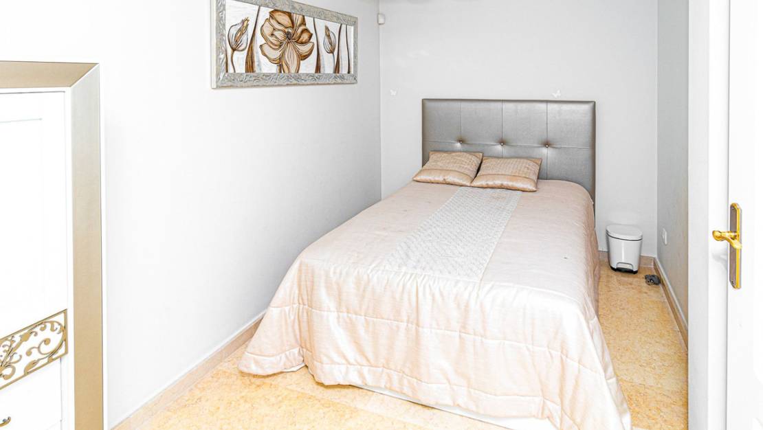 Sale - Villa - Torrevieja - Torrevieja Centro