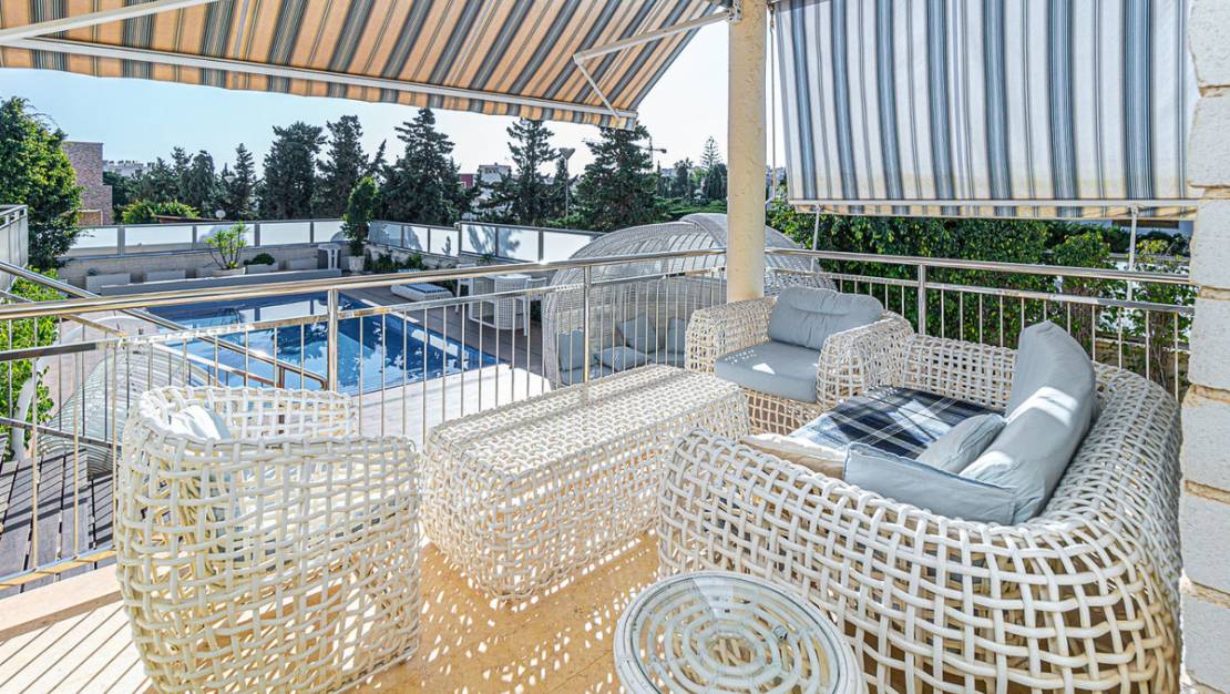 Sale - Villa - Torrevieja - Torrevieja Centro