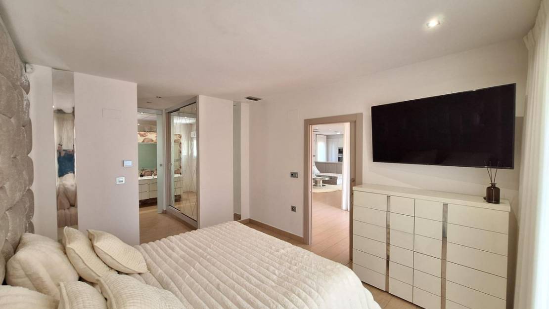 Sale - Villa - Torrevieja - Torrevieja Centro