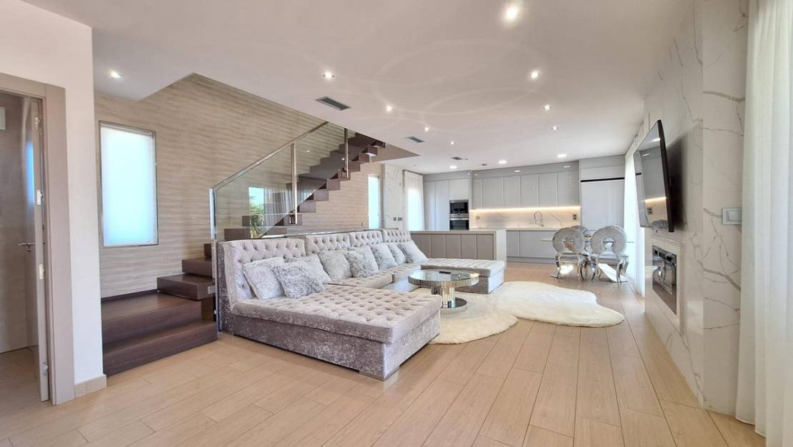 Sale - Villa - Torrevieja - Torrevieja Centro