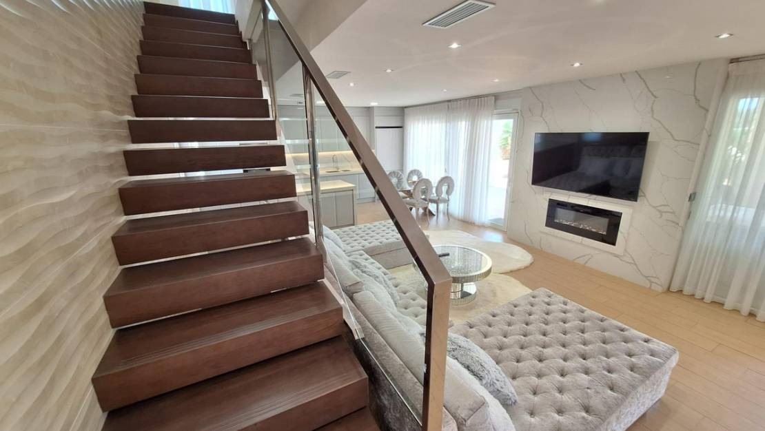 Sale - Villa - Torrevieja - Torrevieja Centro