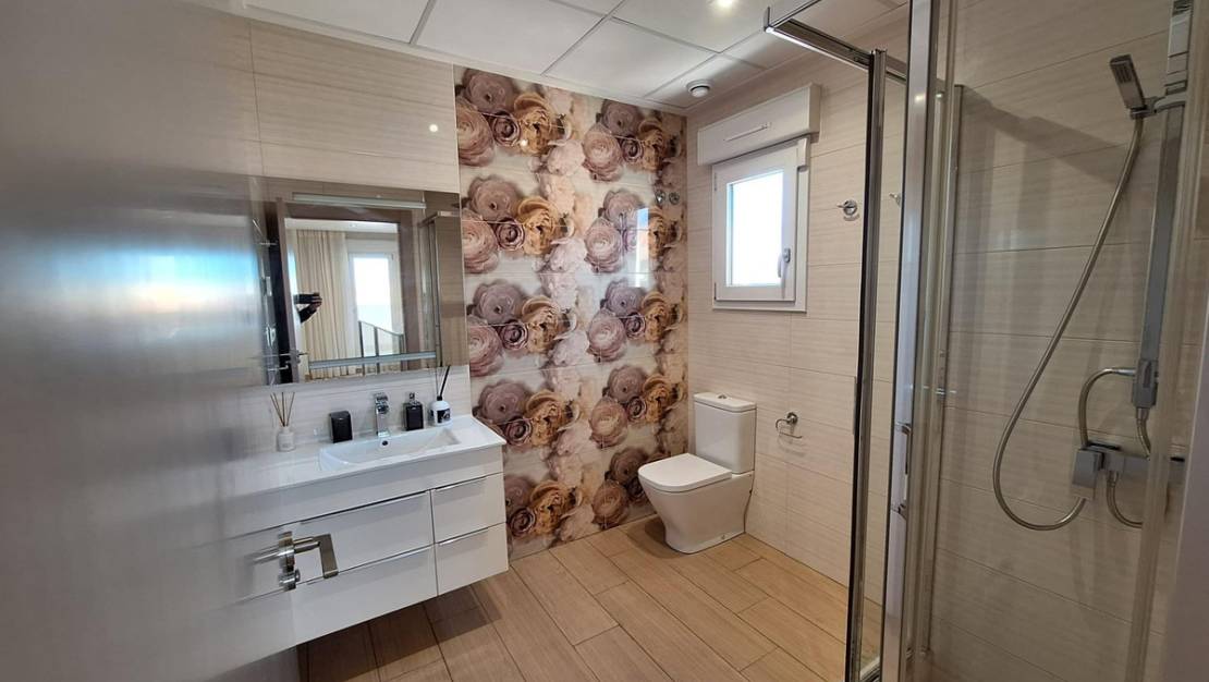 Sale - Villa - Torrevieja - Torrevieja Centro